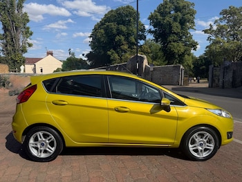 Used Ford Fiesta 2013 for sale - 79432678: Photo