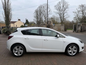 Used Vauxhall Astra 2015 for sale - 78028997: Photo