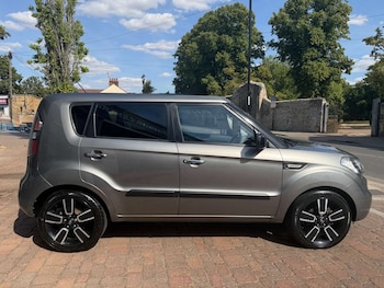 Used Kia Soul 2010 for sale - 79393383: Photo