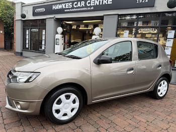 Used Dacia Sandero 2015 for sale - 79738959: Photo
