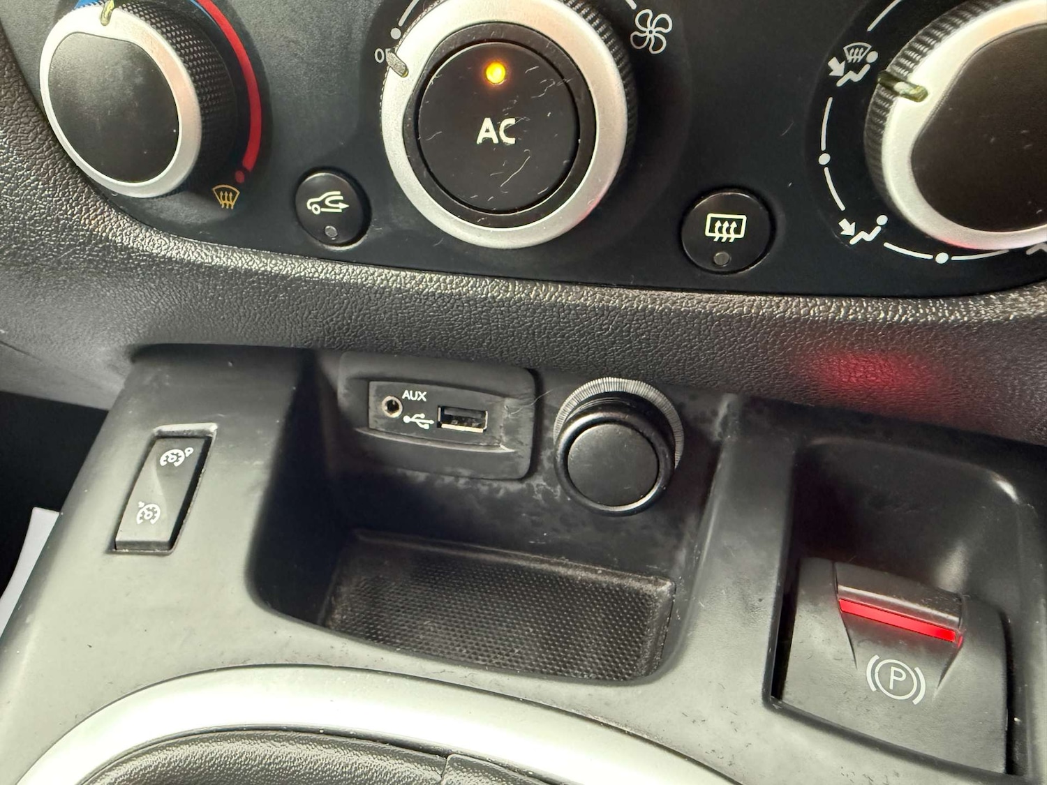 Used Renault Scenic 2012 for sale - 78068060: Photo 33