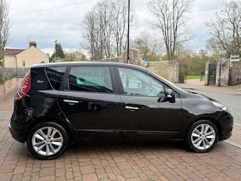 Used Renault Scenic 2012 for sale - 78068060: Photo