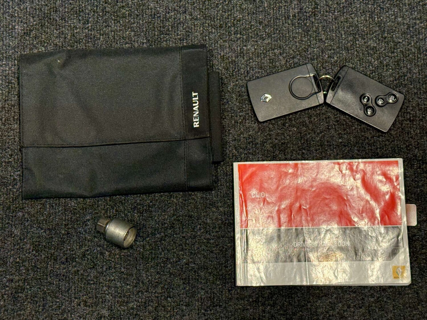 Used Renault Clio 2015 for sale - 78029008: Photo 10