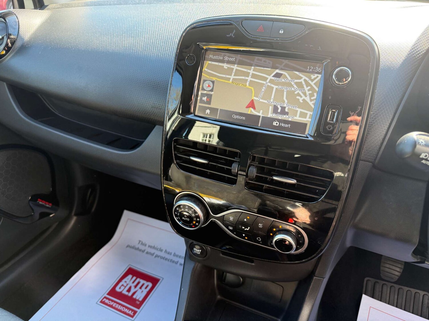 Used Renault Clio 2015 for sale - 78029008: Photo 14