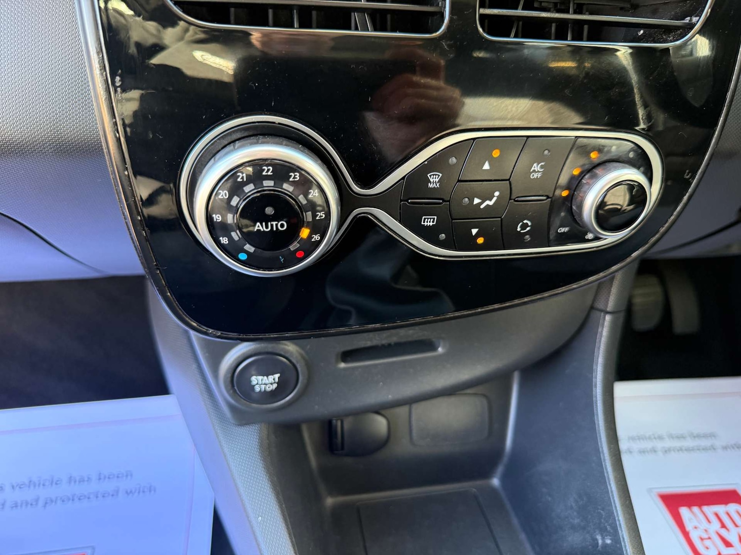 Used Renault Clio 2015 for sale - 78029008: Photo 20