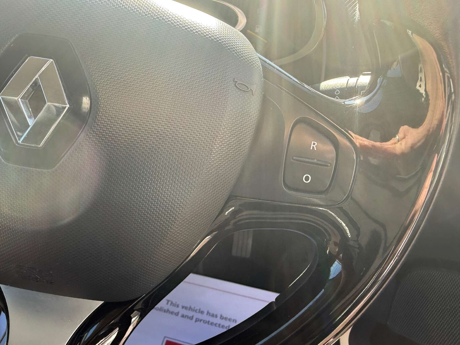 Used Renault Clio 2015 for sale - 78029008: Photo 24