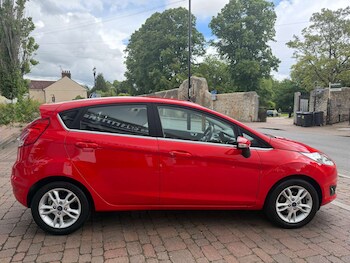 Used Ford Fiesta 2015 for sale - 78801700: Photo