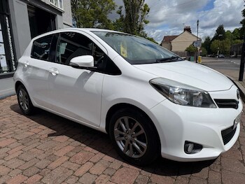 Used Toyota Yaris 2014 for sale - 78578603: Photo