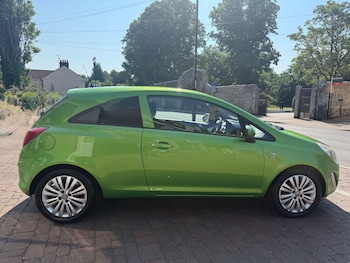 Used Vauxhall Corsa 2011 for sale - 79162725: Photo