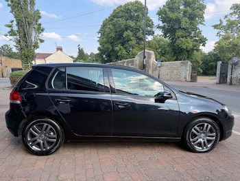 Used Volkswagen Golf 2010 for sale - 79216088: Photo