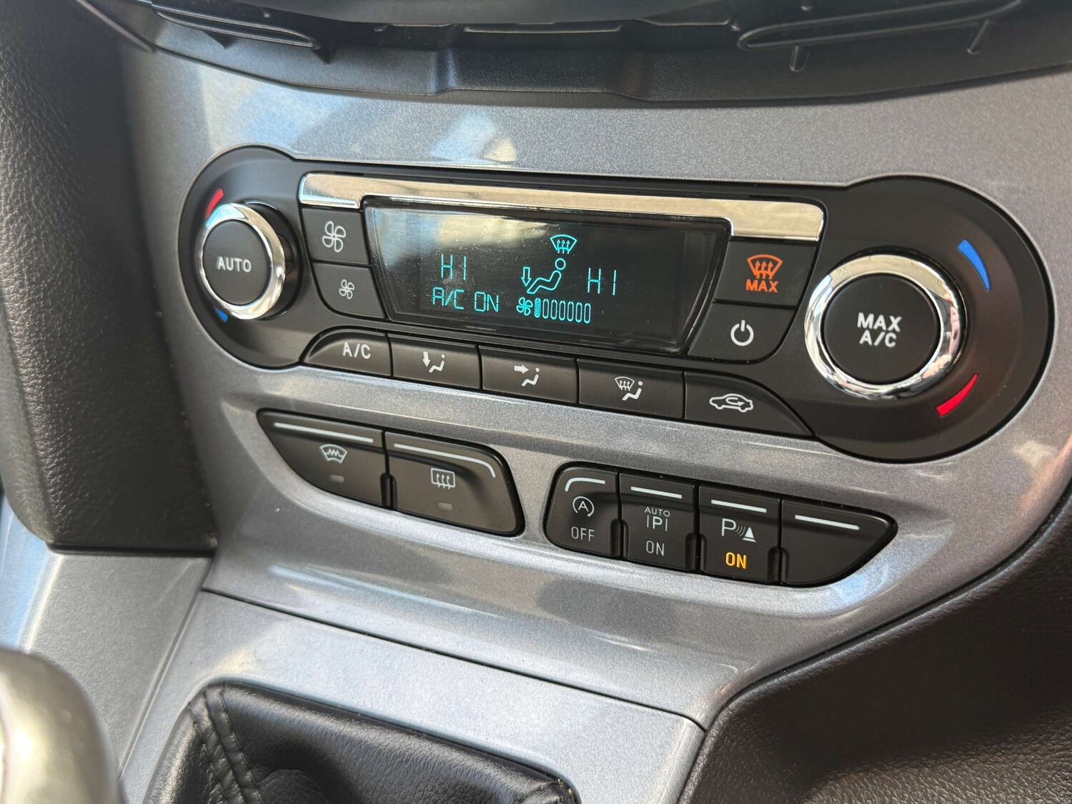 Used Ford Focus 2013 for sale - 78029002: Photo 30