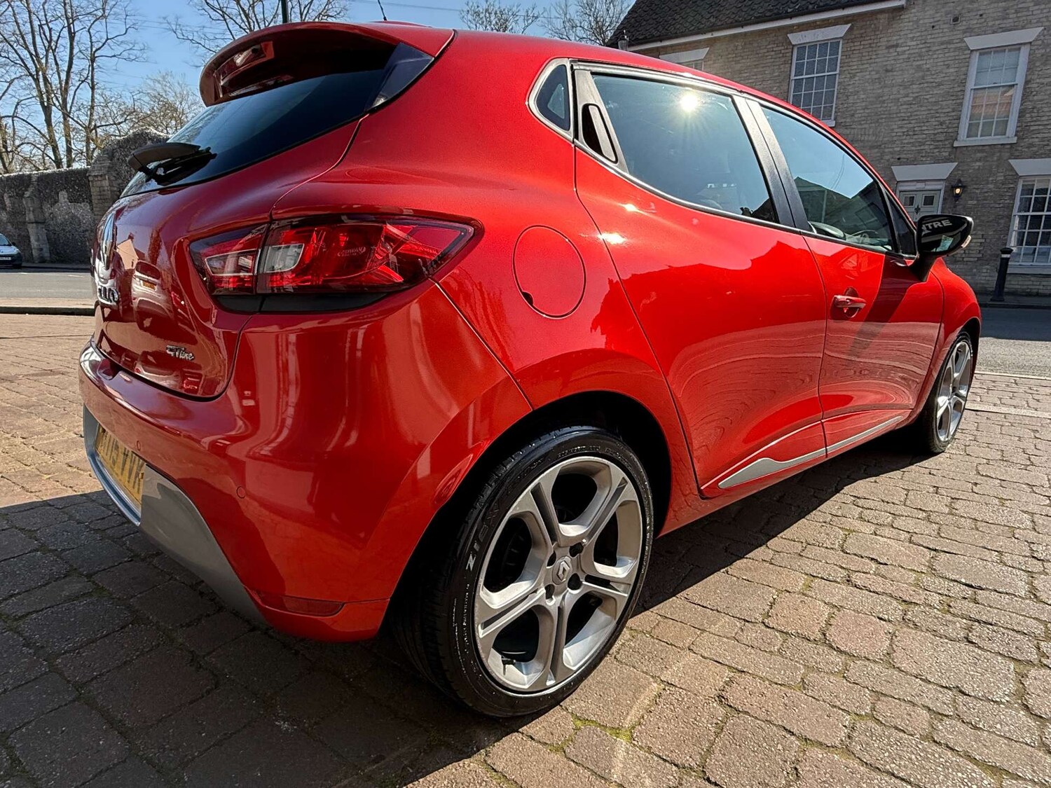 Used Renault Clio 2015 for sale - 78029007: Photo 11