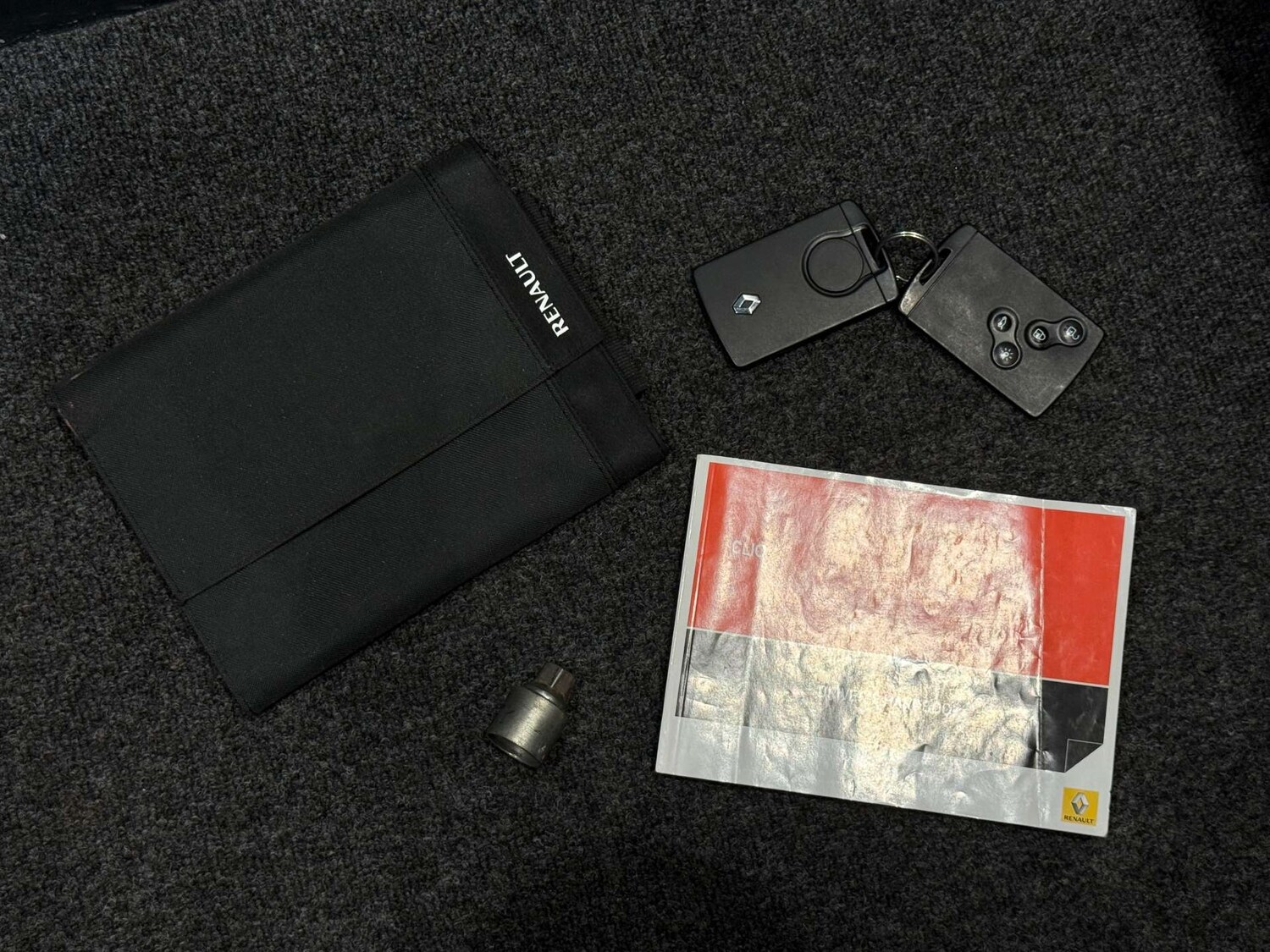 Used Renault Clio 2015 for sale - 78029007: Photo 13