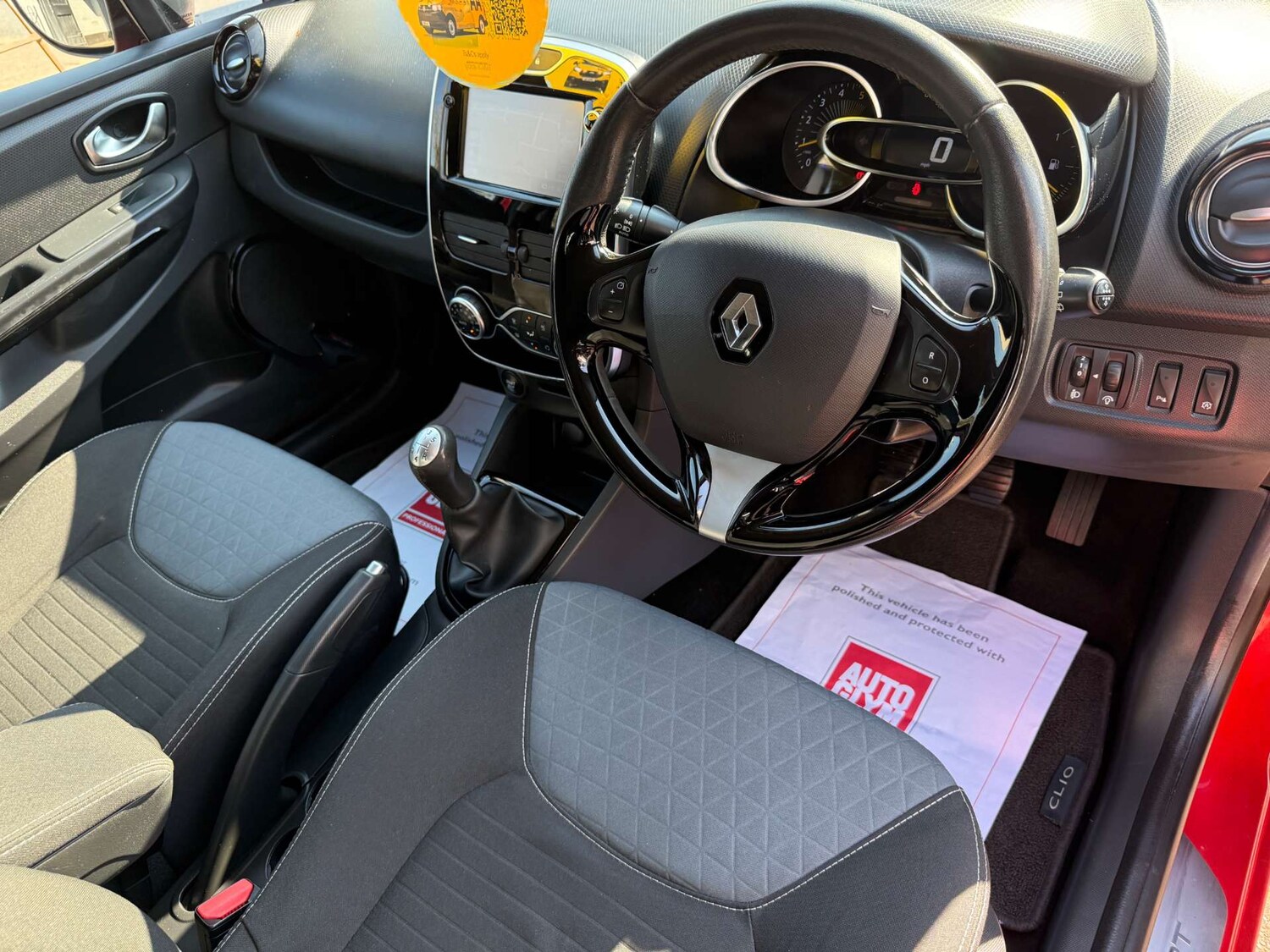 Used Renault Clio 2015 for sale - 78029007: Photo 14