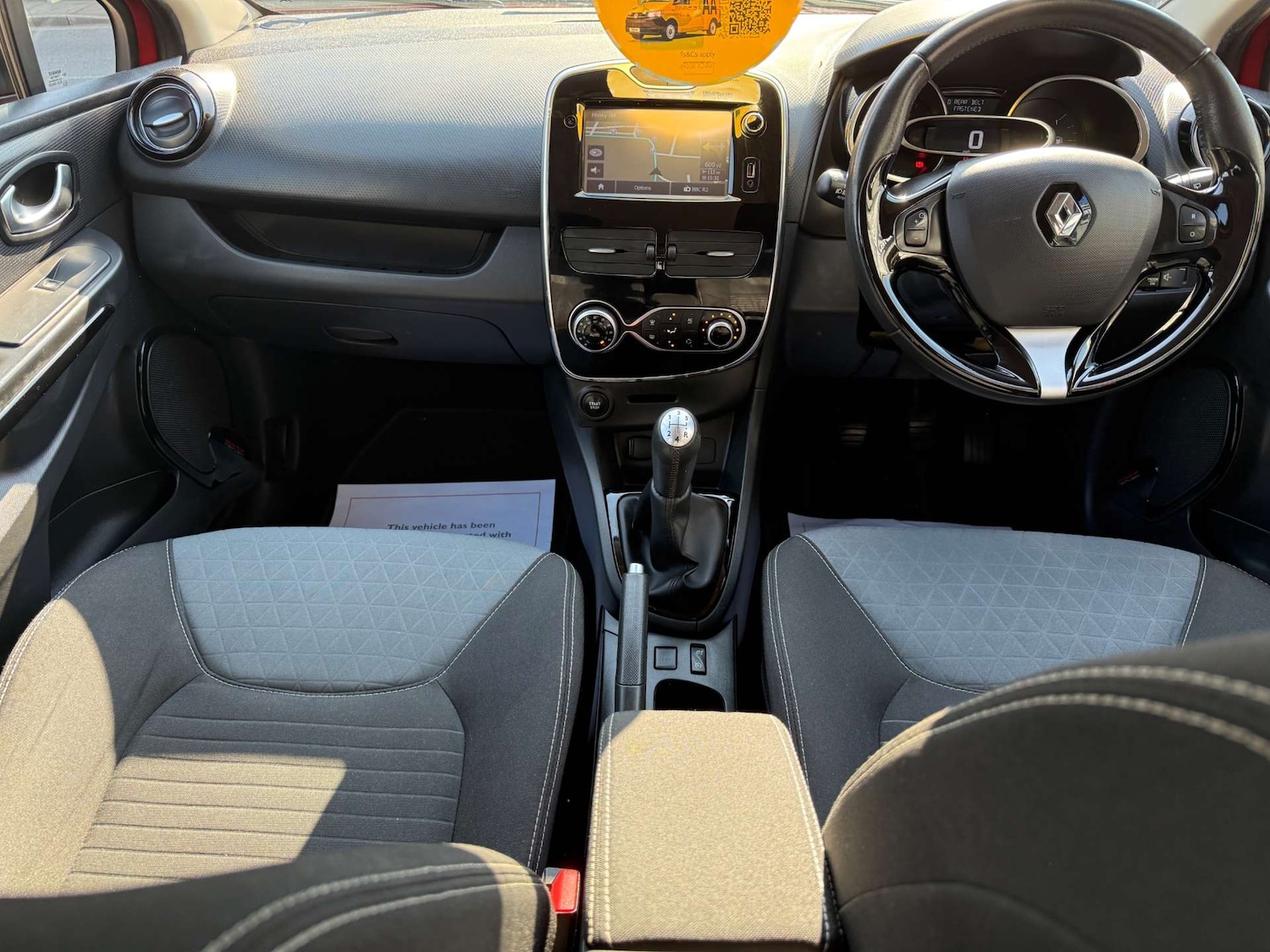 Used Renault Clio 2015 for sale - 78029007: Photo 26