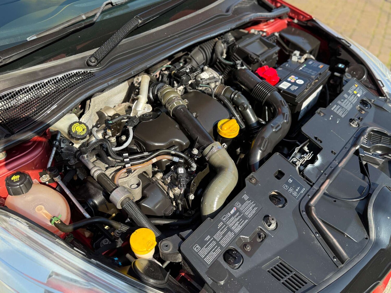 Used Renault Clio 2015 for sale - 78029007: Photo 35