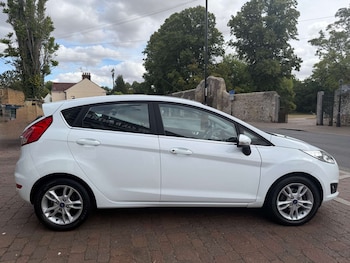 Used Ford Fiesta 2014 for sale - 79489811: Photo