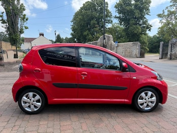Used Toyota AYGO 2013 for sale - 79206032: Photo