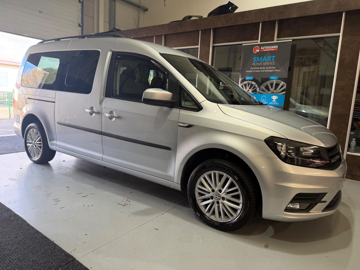 Used Volkswagen Caddy Maxi Life 2016 for sale - 78019094: Photo 3