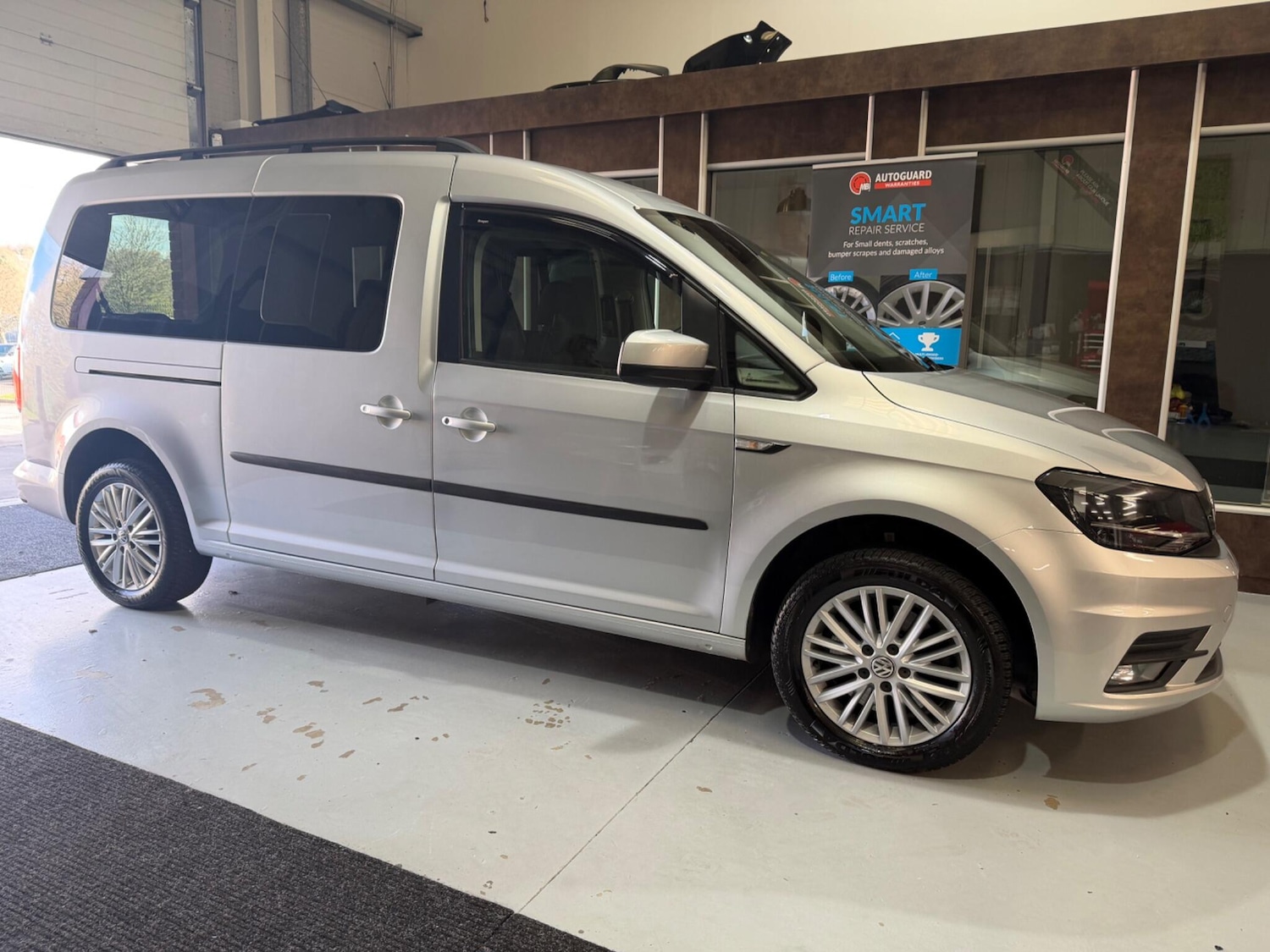 Used Volkswagen Caddy Maxi Life 2016 for sale - 78019094: Photo 5