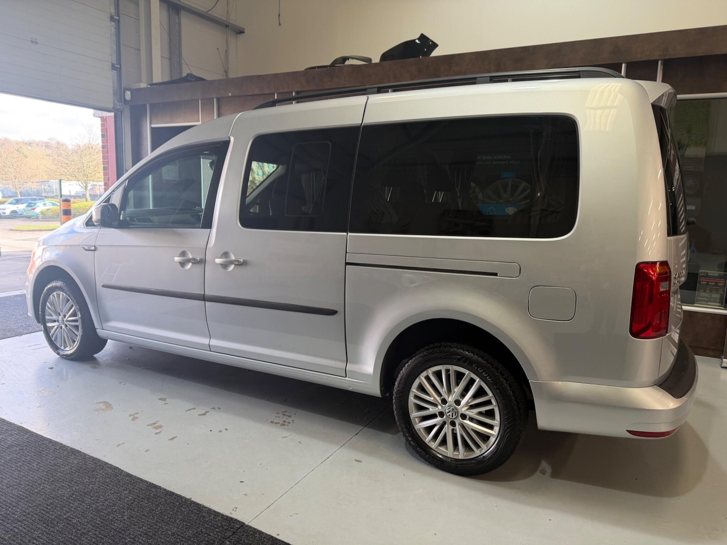 Used Volkswagen Caddy Maxi Life 2016 for sale - 78019094: Photo 7