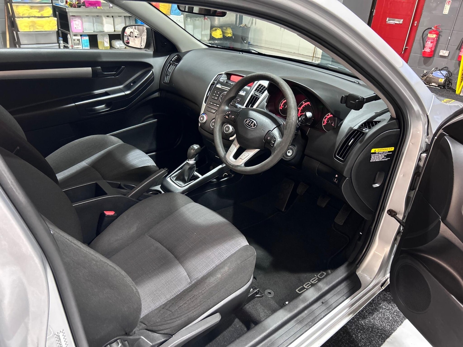 Used Kia Pro Ceed 2010 for sale - 76953493: Photo 25