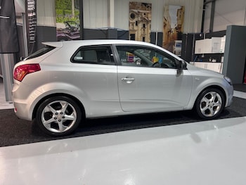 Used Kia Pro Ceed 2010 for sale - 76953493: Photo