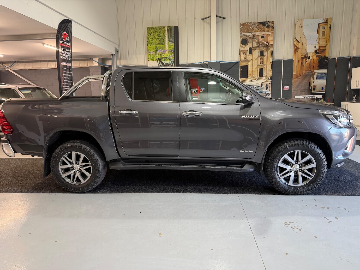 Used Toyota Hilux 2018 for sale - 77784529: Photo 11