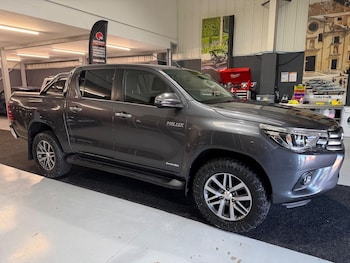 Toyota Hilux feature image