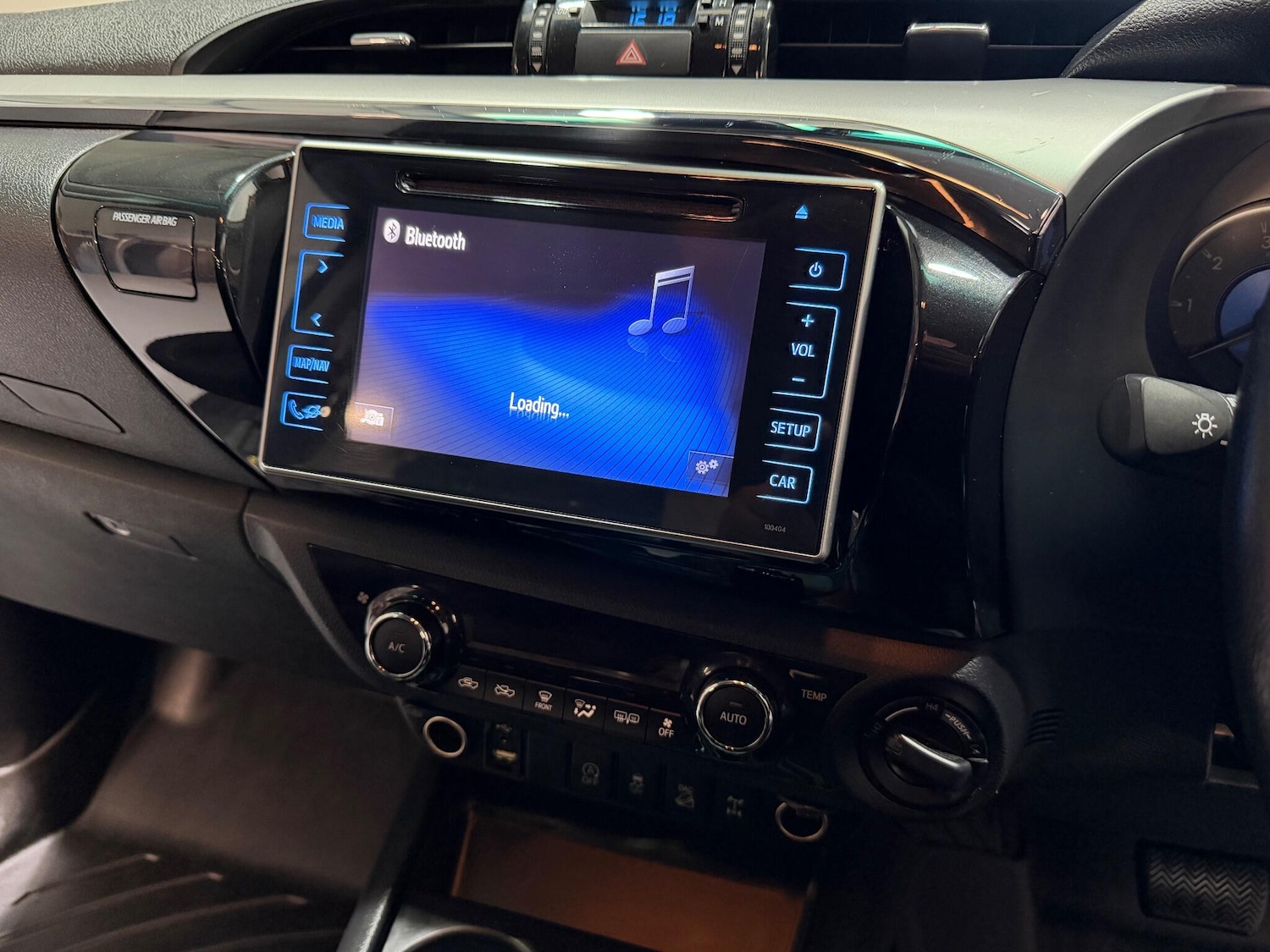 Used Toyota Hilux 2018 for sale - 77784529: Photo 28