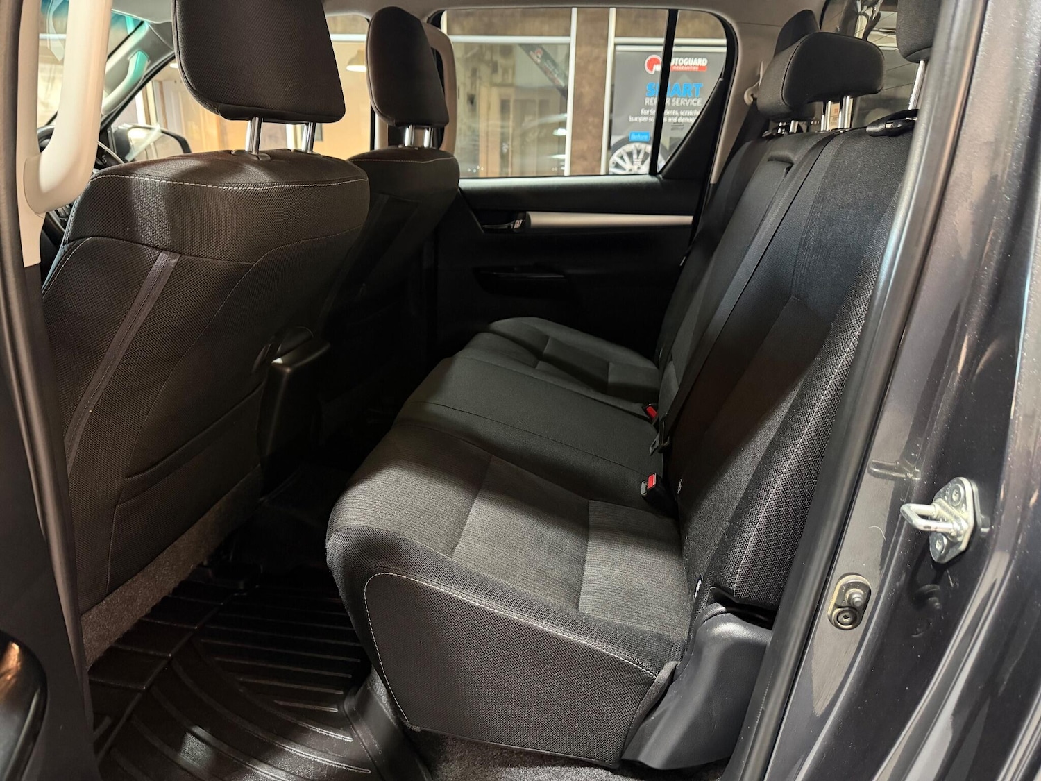 Used Toyota Hilux 2018 for sale - 77784529: Photo 33