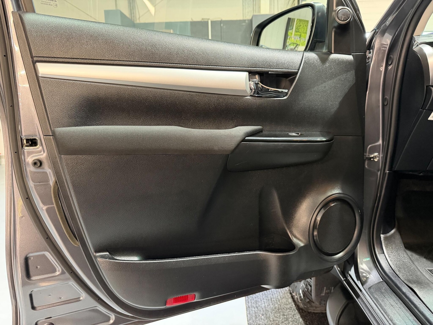 Used Toyota Hilux 2018 for sale - 77784529: Photo 38