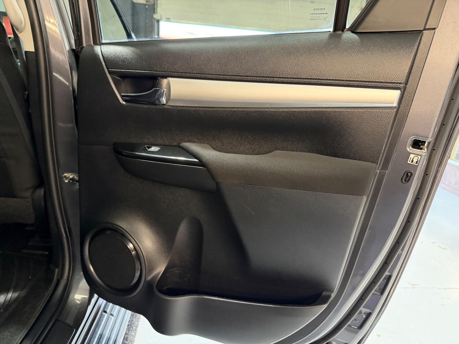 Used Toyota Hilux 2018 for sale - 77784529: Photo 40