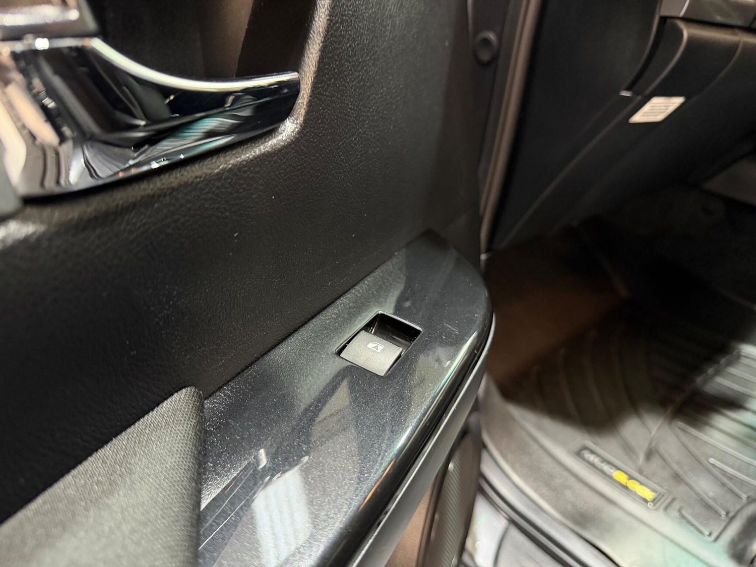 Used Toyota Hilux 2018 for sale - 77784529: Photo 46