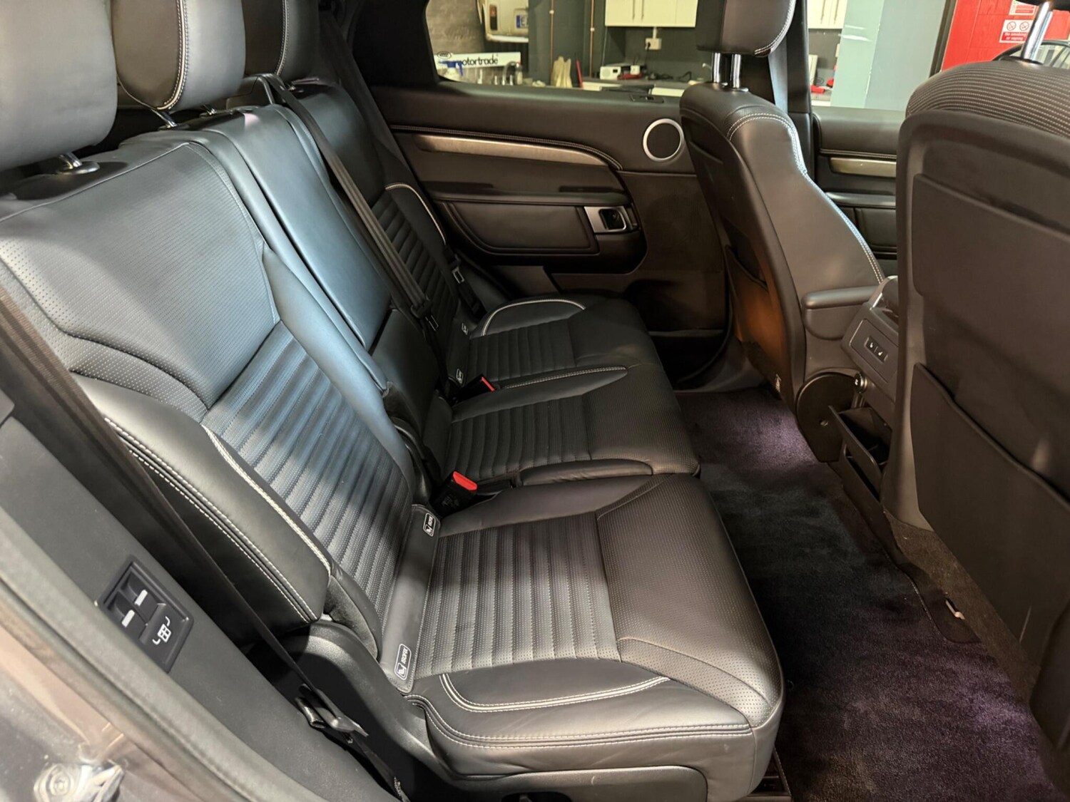 Used Land Rover Discovery 2019 for sale - 78141464: Photo 19