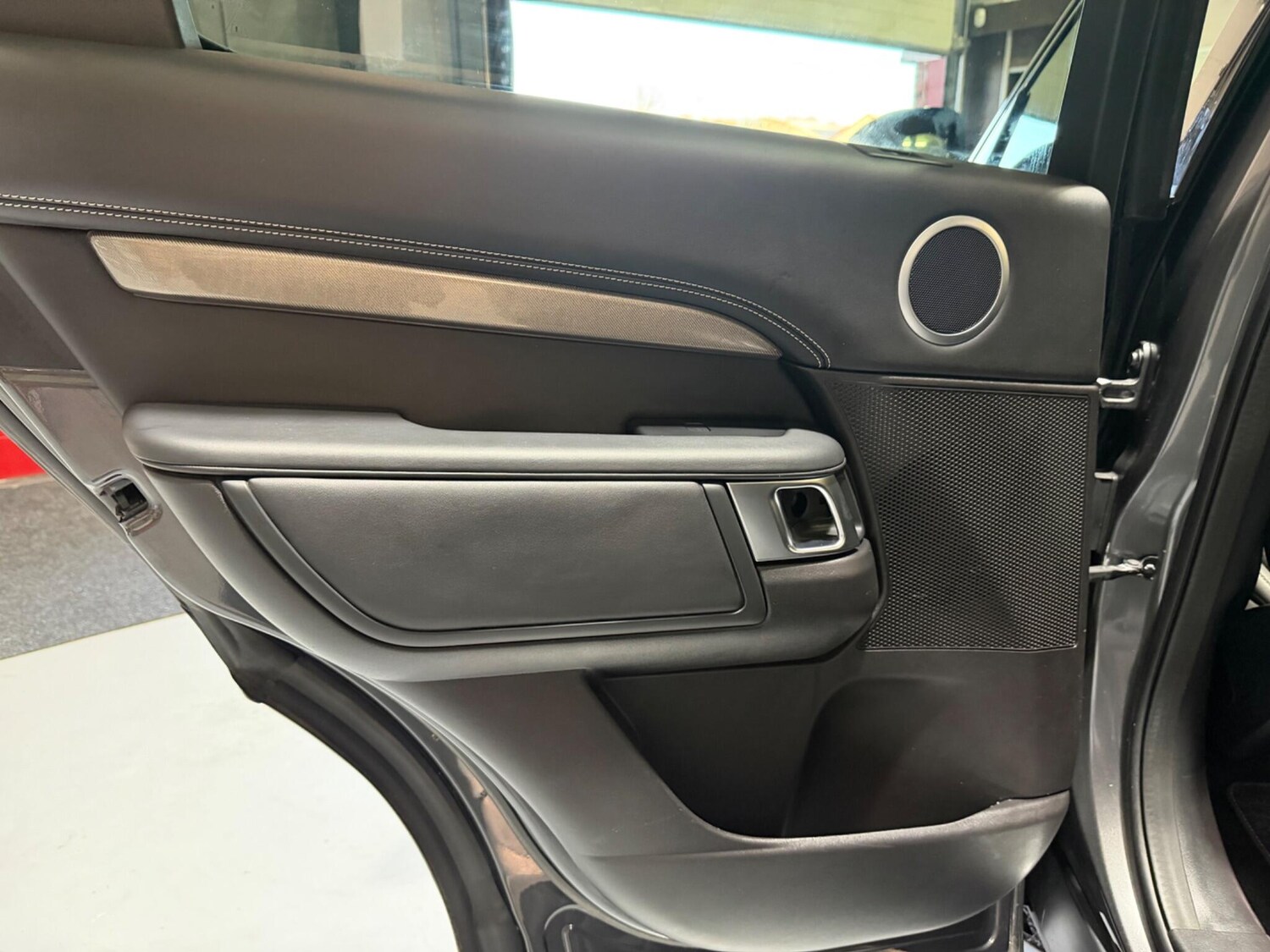 Used Land Rover Discovery 2019 for sale - 78141464: Photo 26