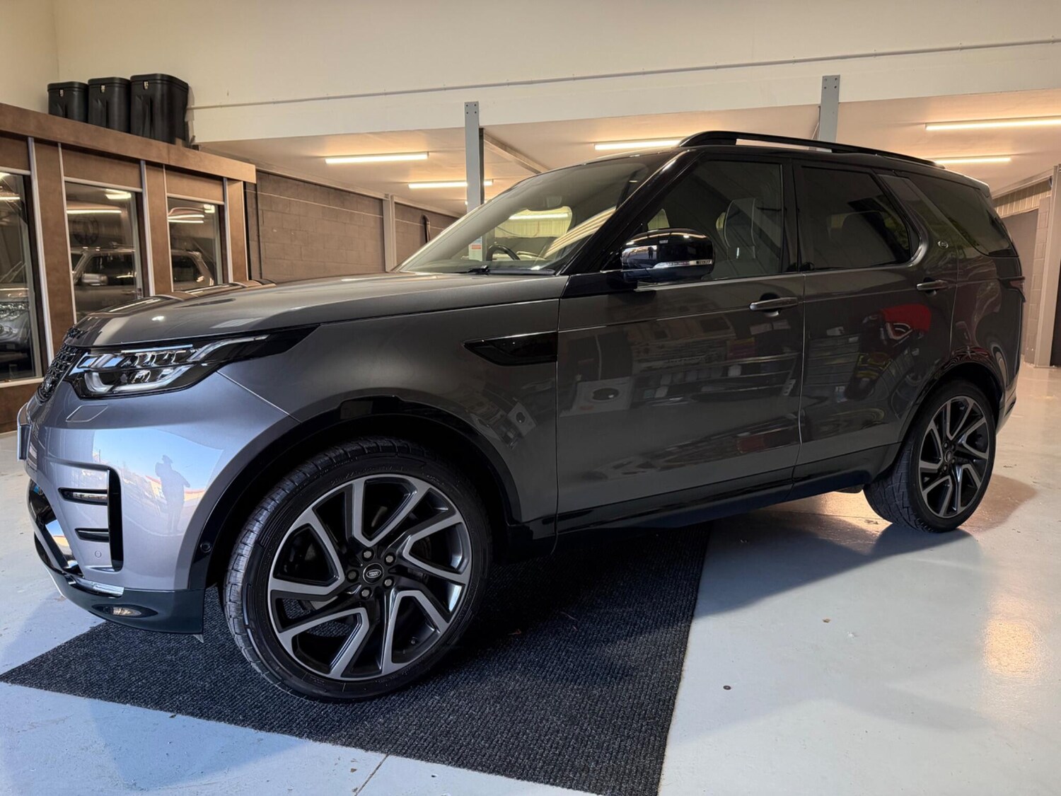 Used Land Rover Discovery 2019 for sale - 78141464: Photo 46
