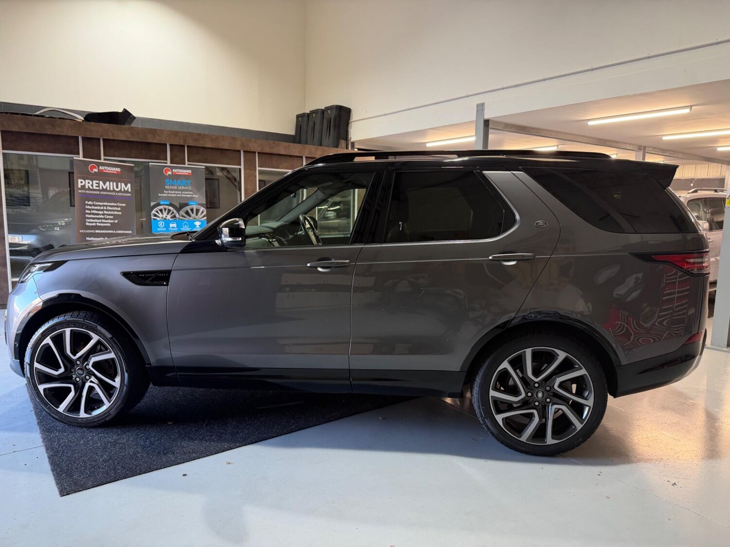 Used Land Rover Discovery 2019 for sale - 78141464: Photo 7