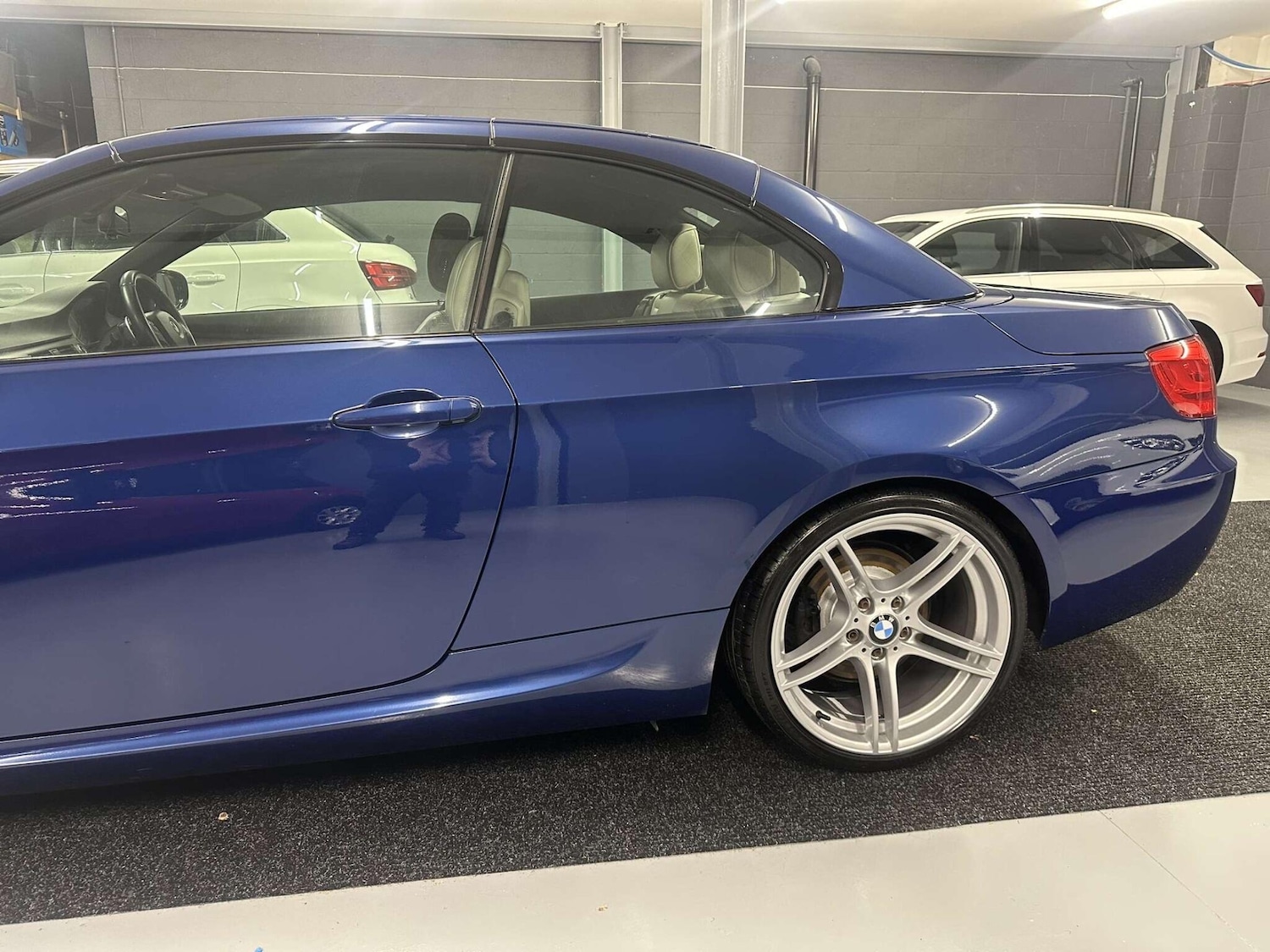 Used BMW 3 Series 2011 for sale - 76926449: Photo 17