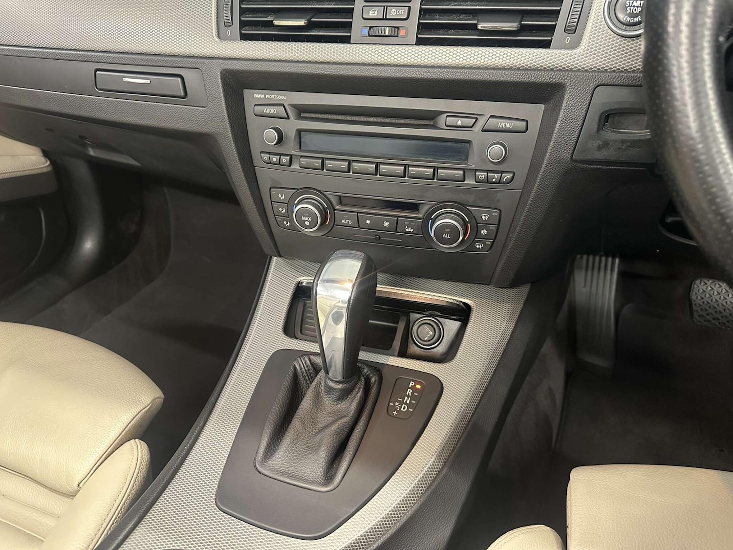 Used BMW 3 Series 2011 for sale - 76926449: Photo 20