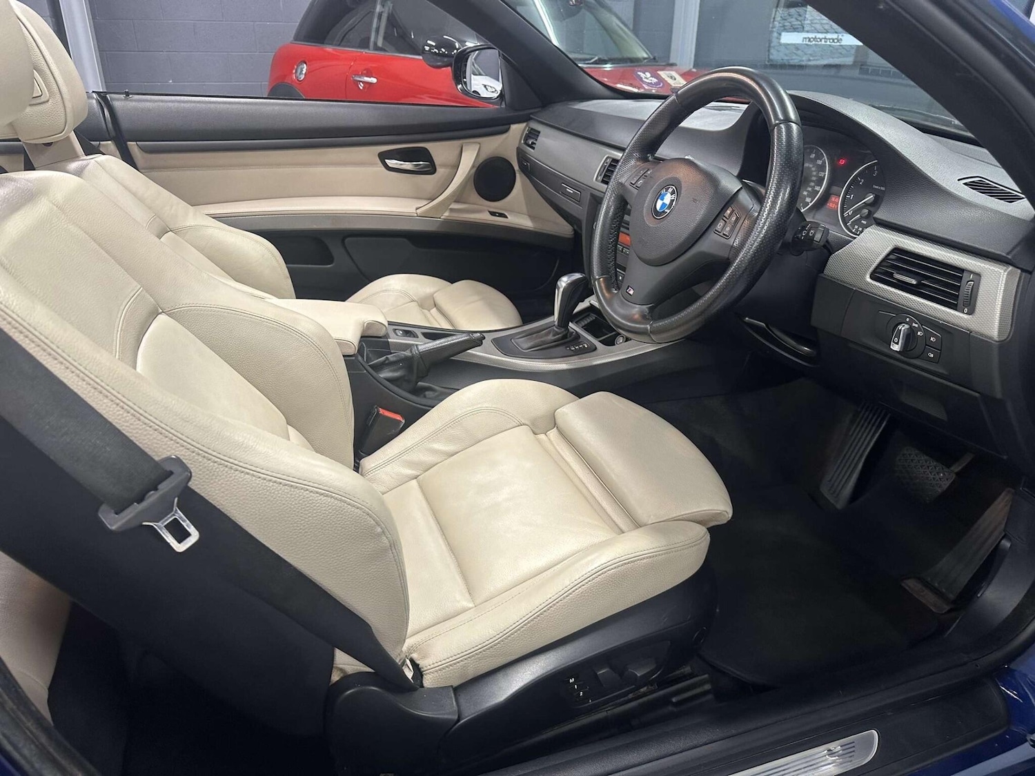 Used BMW 3 Series 2011 for sale - 76926449: Photo 23