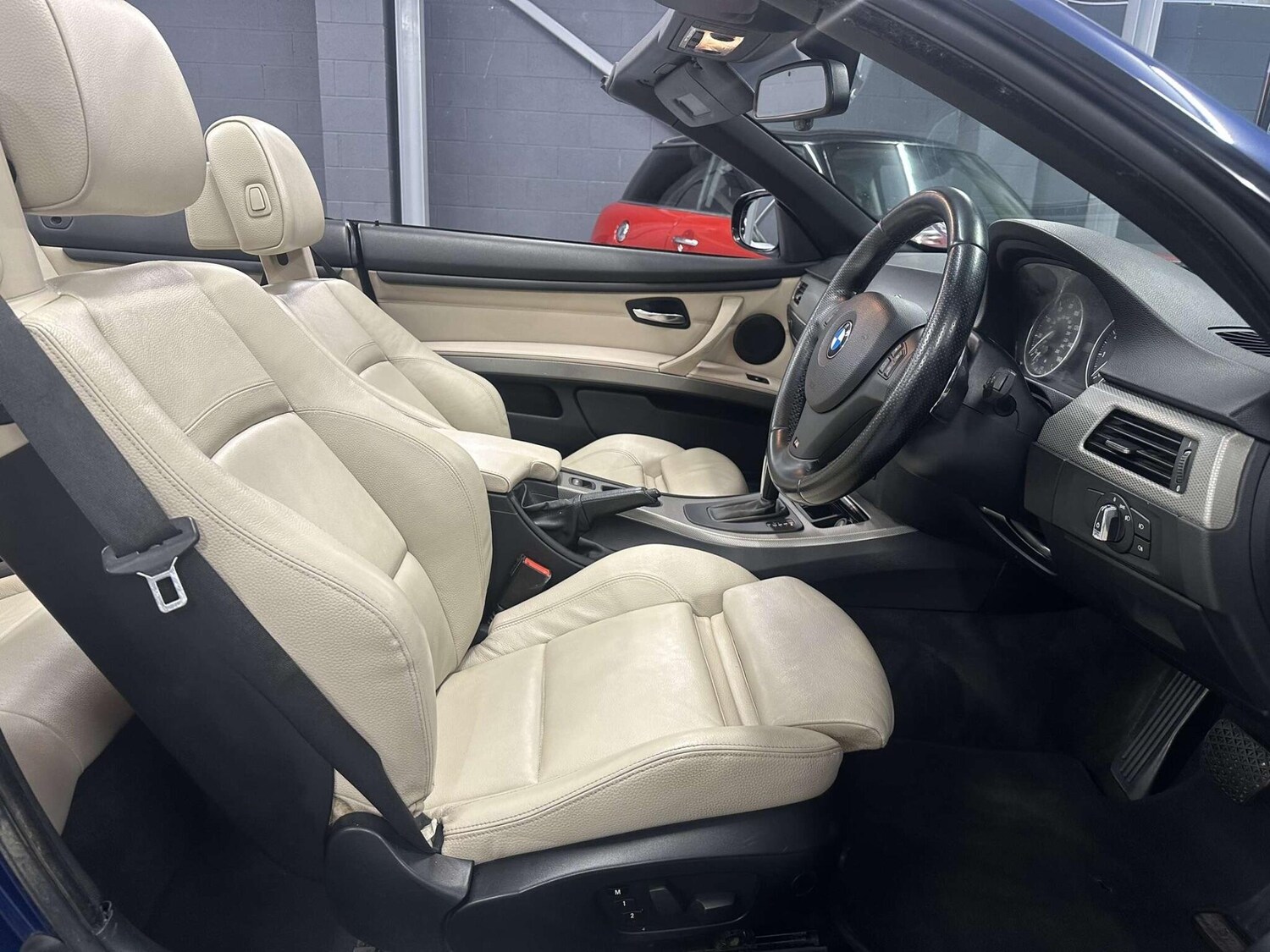 Used BMW 3 Series 2011 for sale - 76926449: Photo 51