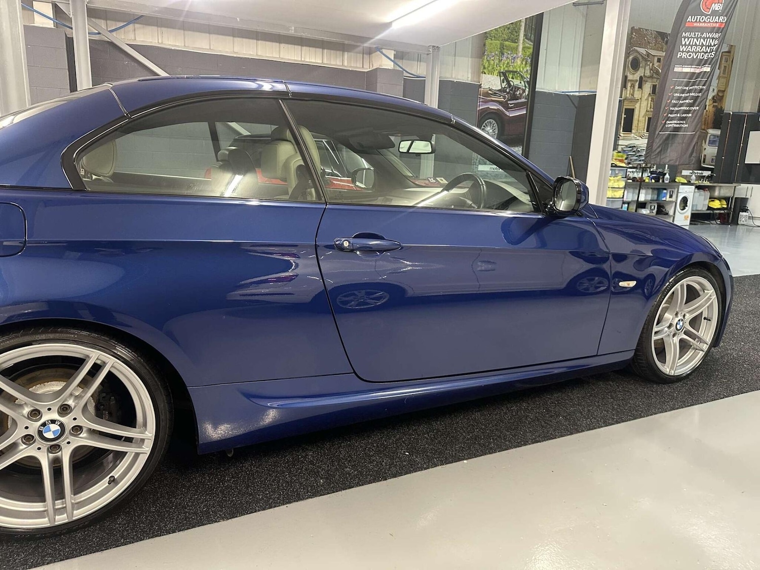 Used BMW 3 Series 2011 for sale - 76926449: Photo 52