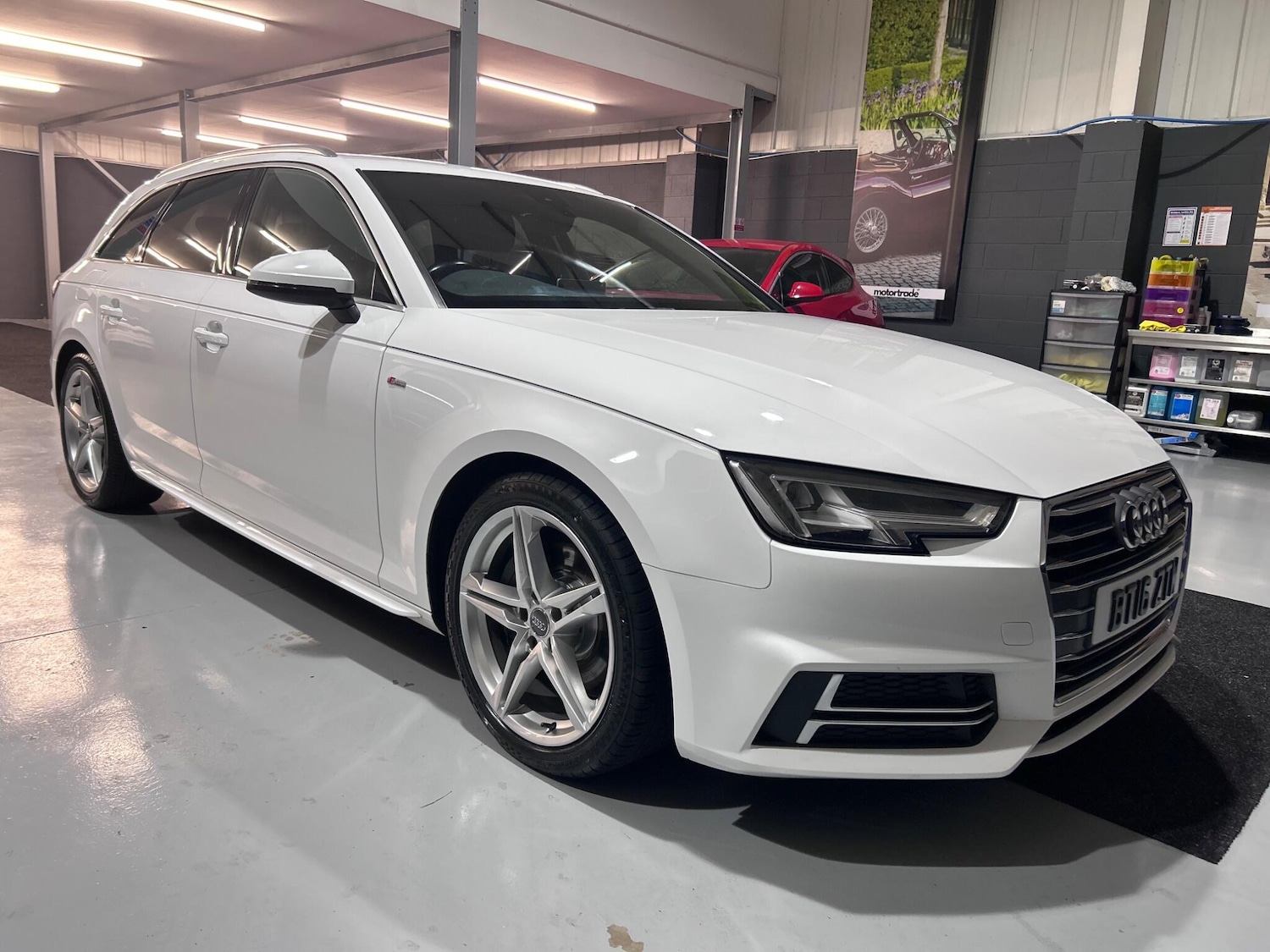 Used Audi A4 2016 for sale - 76925942: Photo 1