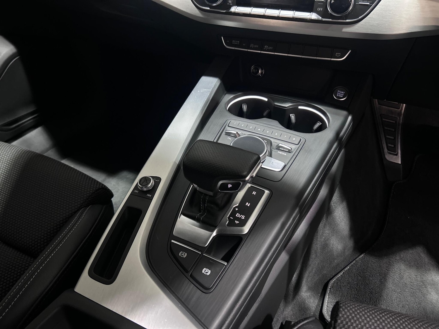 Used Audi A4 2016 for sale - 76925942: Photo 12