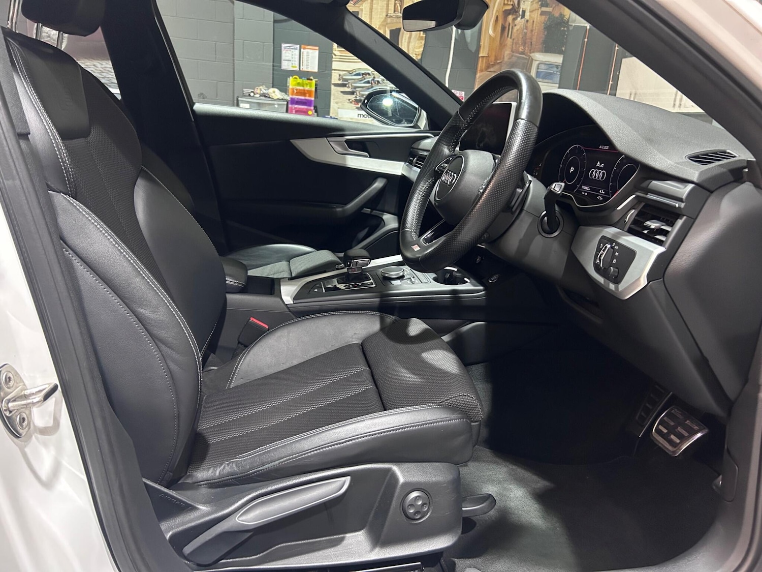 Used Audi A4 2016 for sale - 76925942: Photo 15