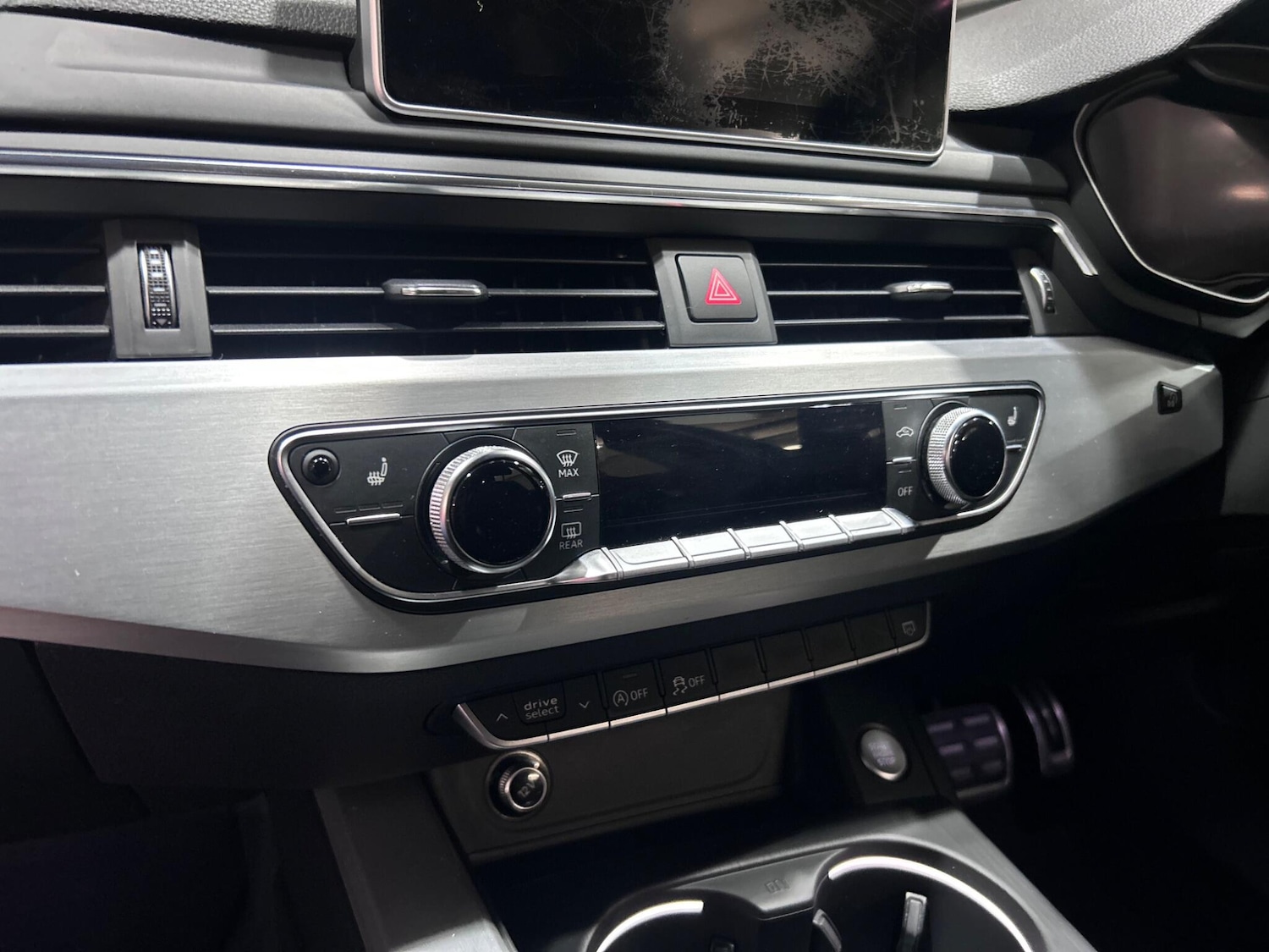 Used Audi A4 2016 for sale - 76925942: Photo 25