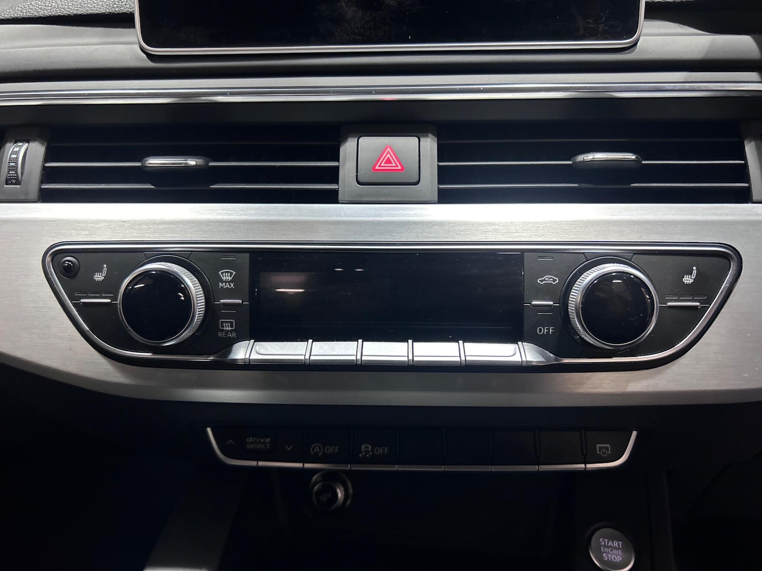 Used Audi A4 2016 for sale - 76925942: Photo 34