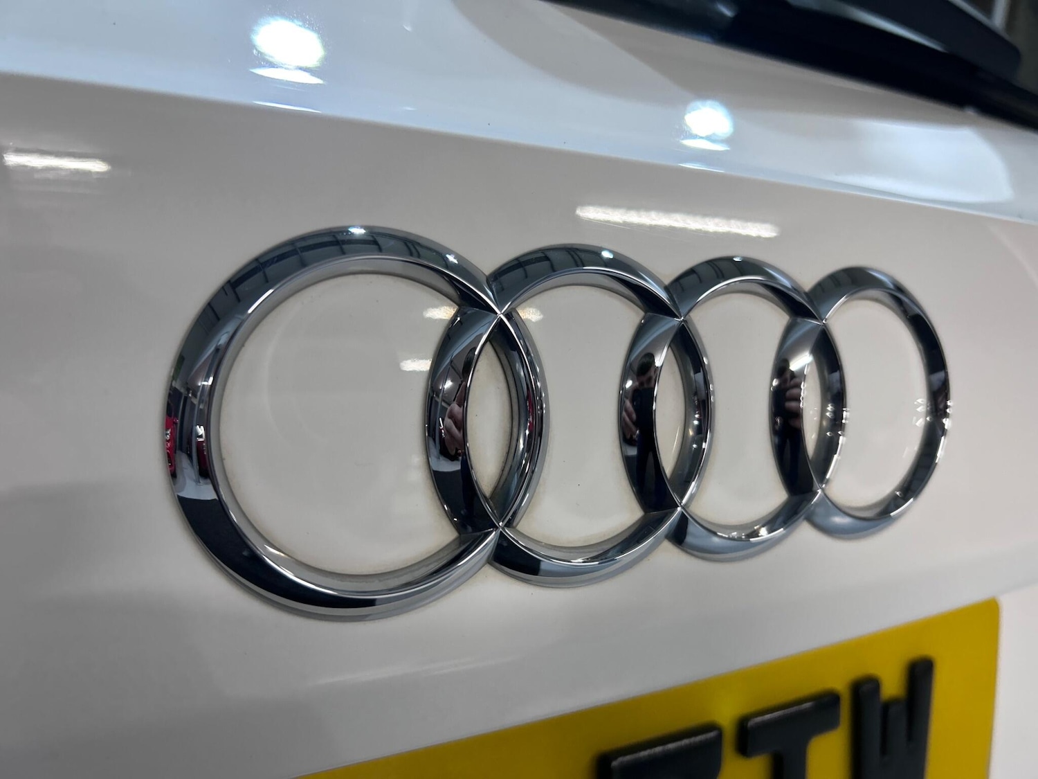 Used Audi A4 2016 for sale - 76925942: Photo 45