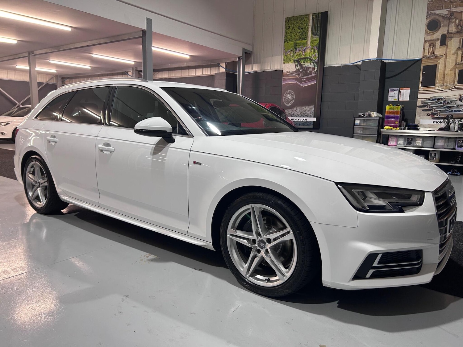 Used Audi A4 2016 for sale - 76925942: Photo 6